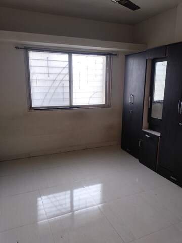 Room in 2 BHK Apartment at Behede Shivtirth Nagar CHS, Rahatani – for Rent