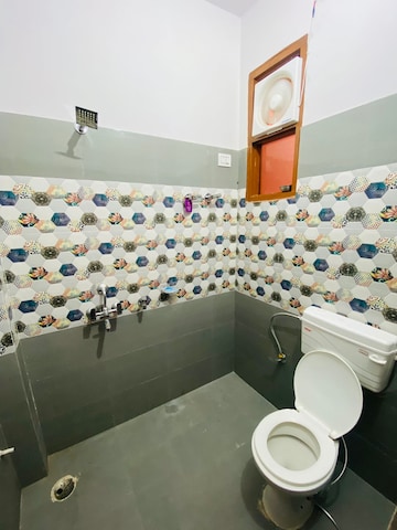 Bathroom in  Pg at Gomti Nagar – for Rent