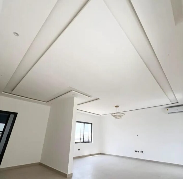 Kitchen, sector 33 3 Bedroom 3240 Sq.Ft. Builder Floor In Sector 33 Faridabad 8780483