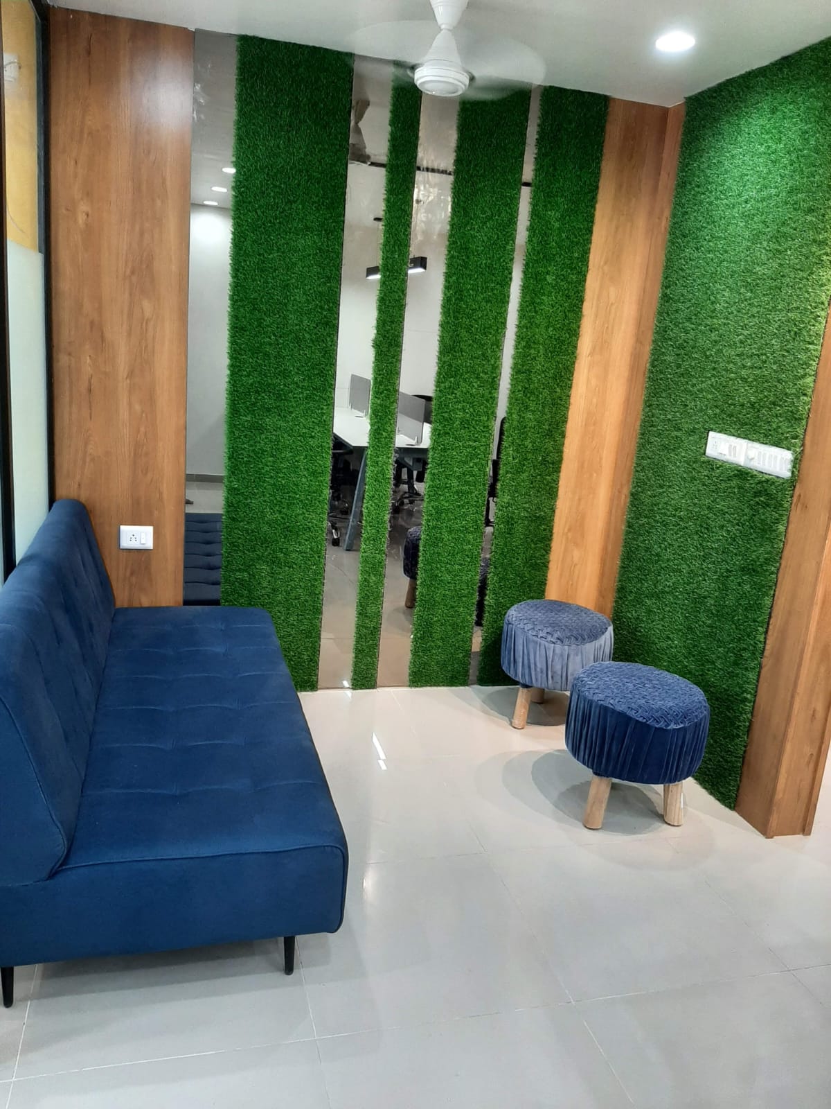 Office Space For Rent in Vastrapur