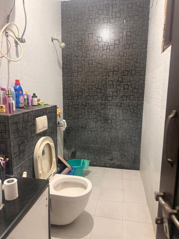 Master Bedroom in 1 RK Independent House at Sector 23 – for Rent