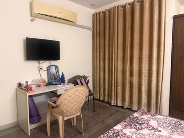 Bedroom in 1 RK Independent House at Sector 23 – for Rent