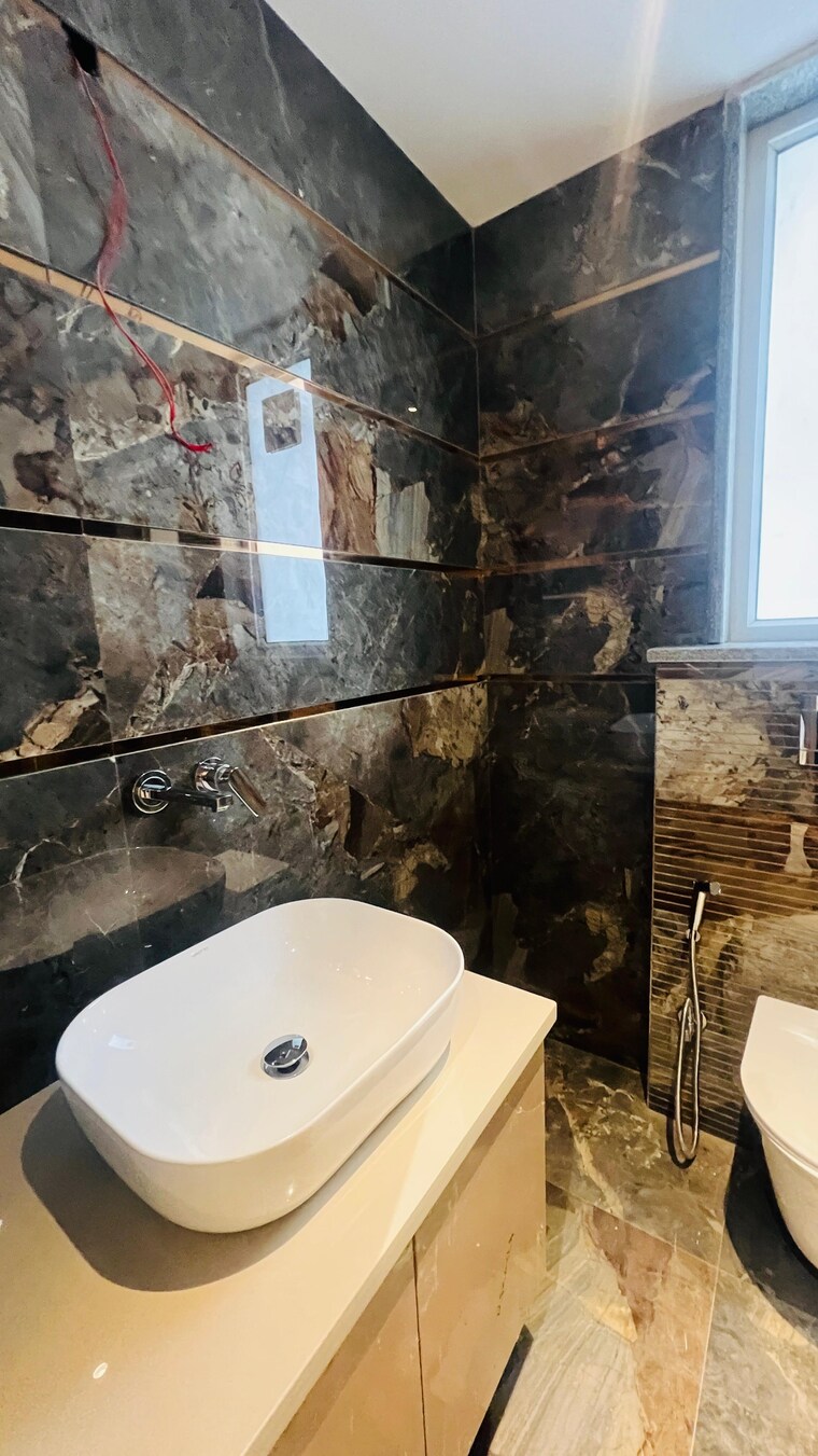 Bathroom, malibu-shopping-arcade 3 Bedroom 267 Sq.Yd. Builder Floor In Sector 47 Gurgaon 8780551