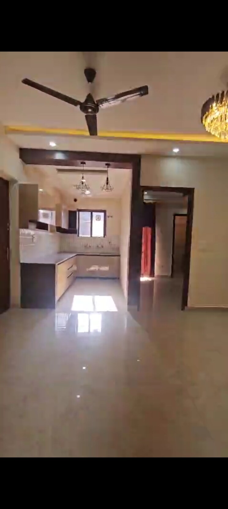 Kitchen, pir machalla 3 Bedroom 110 Sq.Yd. Apartment In Pir Machalla Zirakpur 8780592