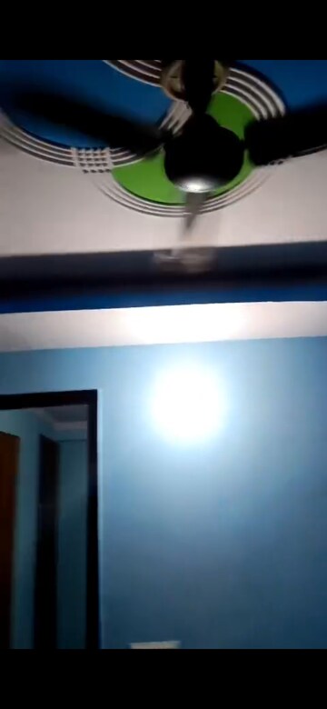 Furnished Amenities in 2.5 BHK Builder Floor at New Ashok Nagar – for Rent