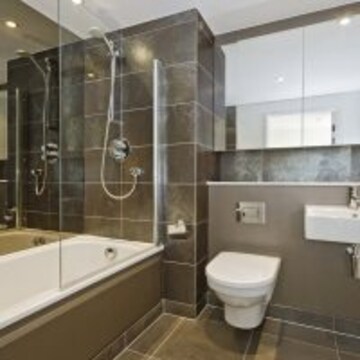 Attached Bathroom in 3 BHK Builder Floor at Manak Vihar Apartment, Anand Vihar – for Rent