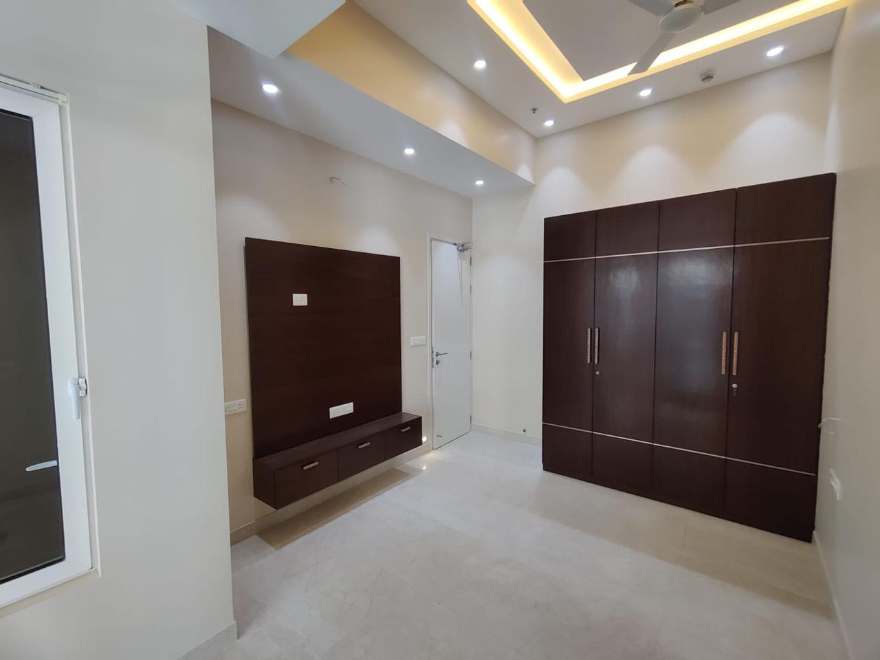 4 BHK + Pooja Room,Servant Room,Study Room,Extra Room 3374 Sq.Ft. Apartment in Indiabulls Sky Forest