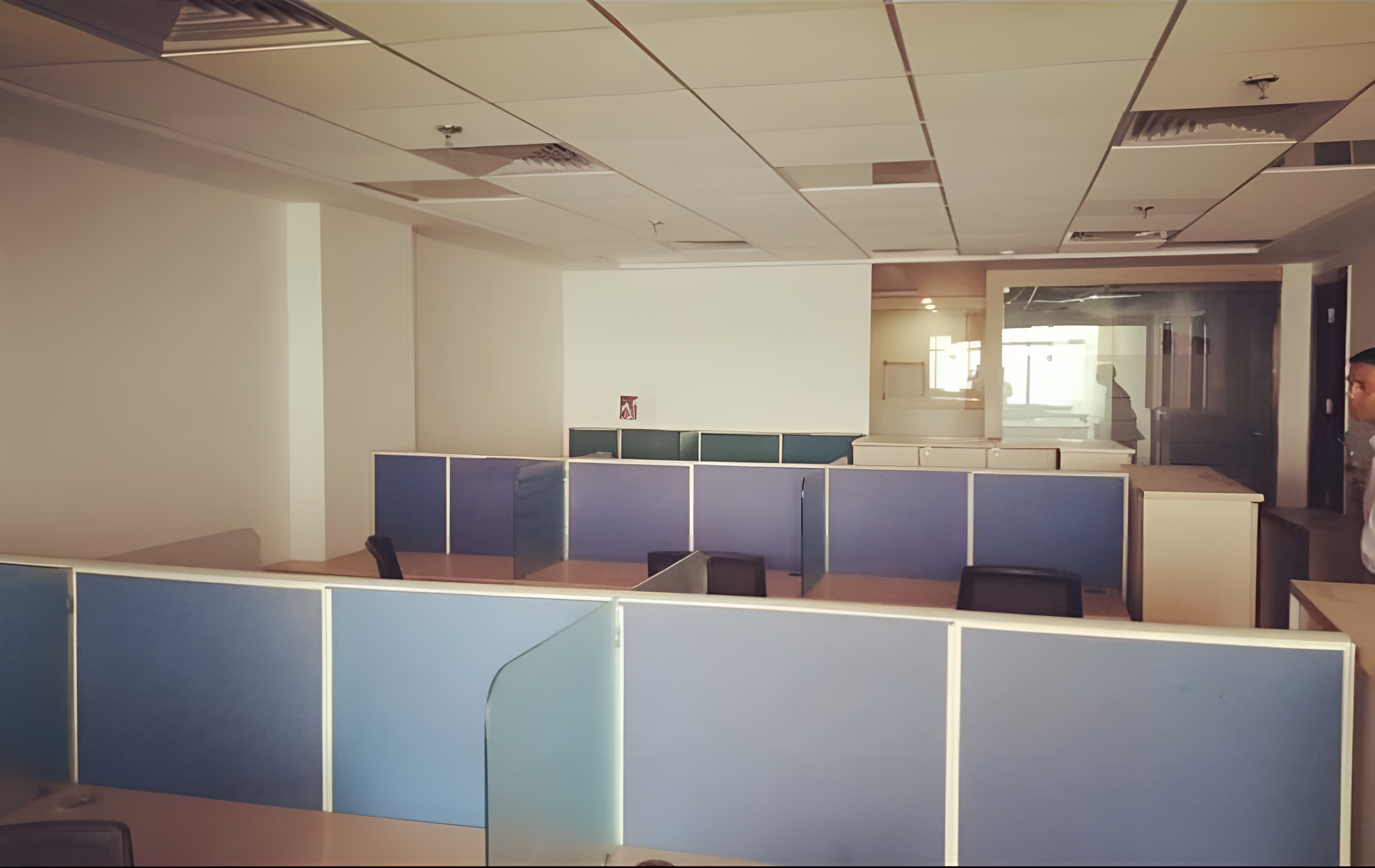 Office Space For Rent in Sector 63