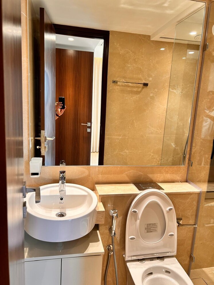 Bathroom, hiranandani-highland 1 Bedroom 380 Sq.Ft. Apartment In Powai Mumbai 8780641