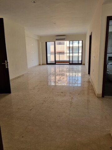 3 BHK Apartment For Rent in Adani Samsara Vilasa, Sector 63