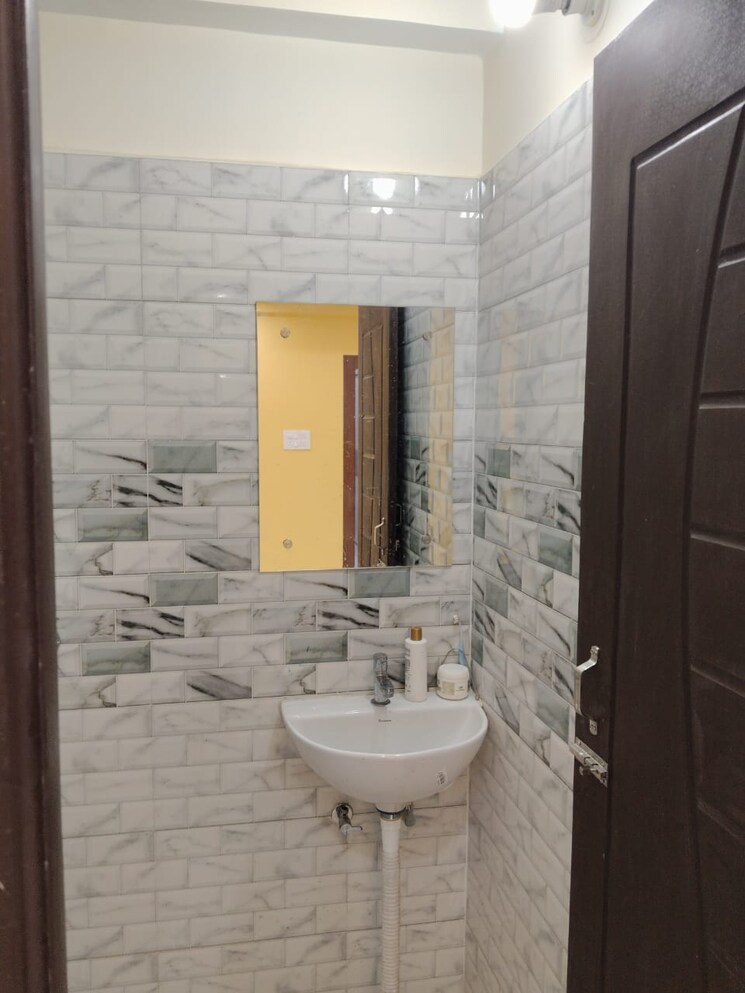 Bathroom, bariatu 3 Bedroom 1280 Sq.Ft. Apartment In Bariatu Ranchi 8780646