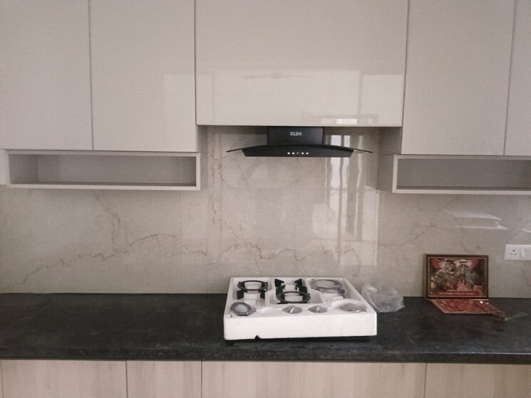 Kitchen, smart-world-orchard 3 Bedroom 1630 Sq.Ft. Apartment In Sector 61 Gurgaon 8780667