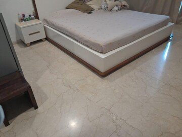Room in 3 BHK Apartment at Omkar 1973, Worli – for Rent