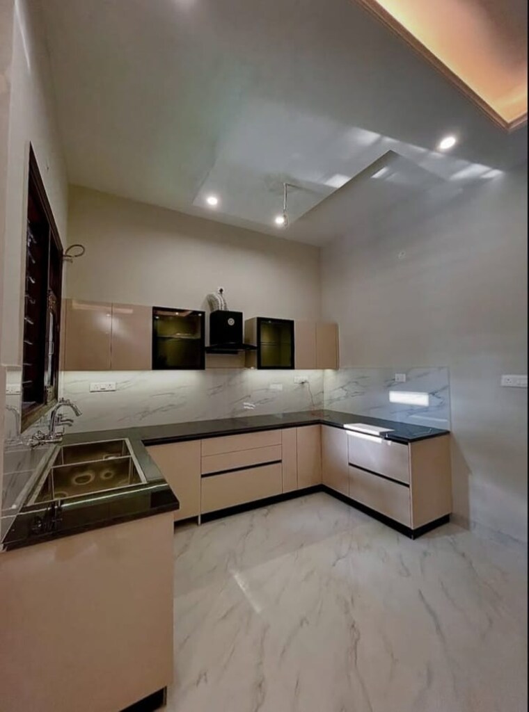 Kitchen, sector 29 3.5 Bedroom 3330 Sq.Ft. Builder Floor In Sector 29 Faridabad 8780699