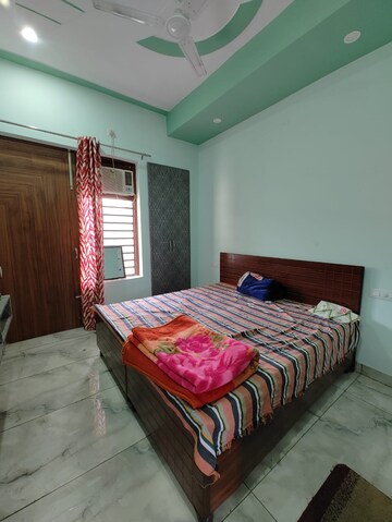 Bedroom in 3 BHK Apartment at Greenwood Apartment, Gomti Nagar – for Rent