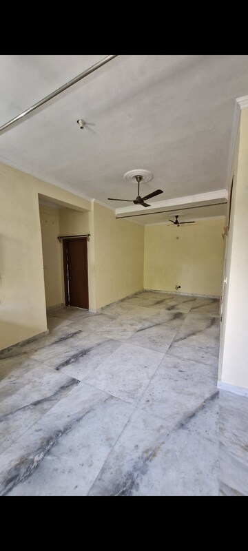 Room in 2 BHK Independent House at RWA Apartments Sector 108, Sector 108 – for Rent