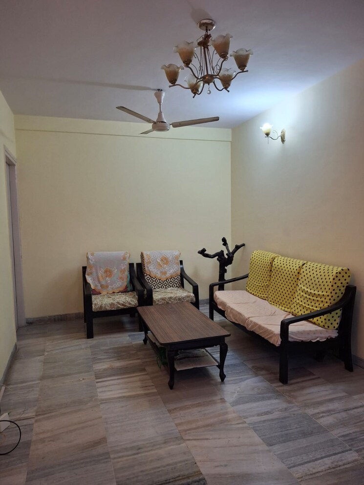Living Room, k-raheja-vihar 3 Bedroom 900 Sq.Ft. Apartment In Powai Mumbai 8780761