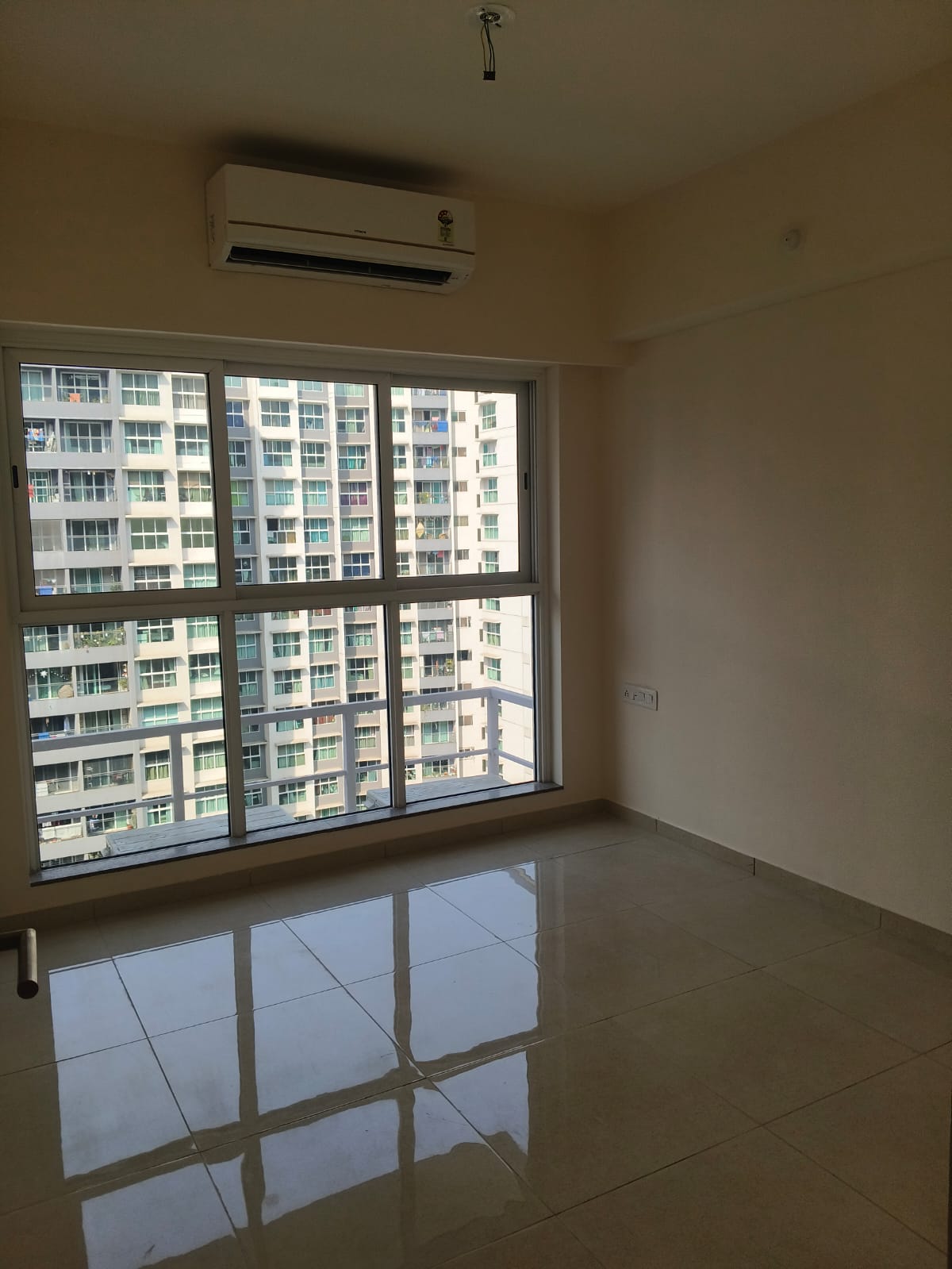 2 BHK Apartment For Rent in LnT Veridian