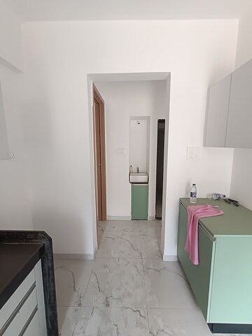 Room in 1 BHK Apartment at Lodha Panacea 1, Dombivli East – for Rent