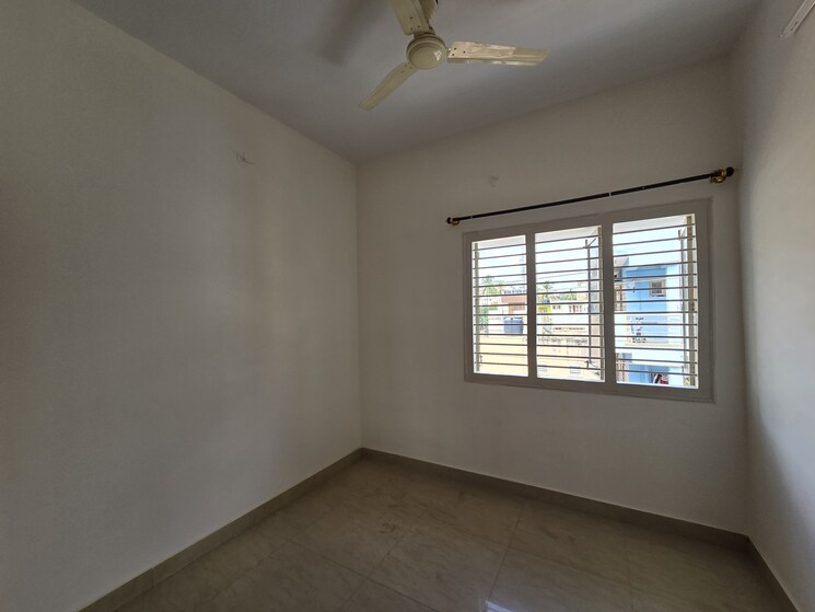 Room, shradha-gold-link 2 Bedroom 1000 Sq.Ft. Builder Floor In Old Airport Road Bangalore 8780778