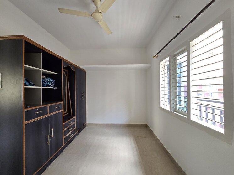 Room, shradha-gold-link 2 Bedroom 1000 Sq.Ft. Builder Floor In Old Airport Road Bangalore 8780778