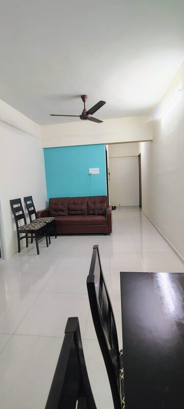 Furnished Amenities in  Pg at Santacruz West – for Rent