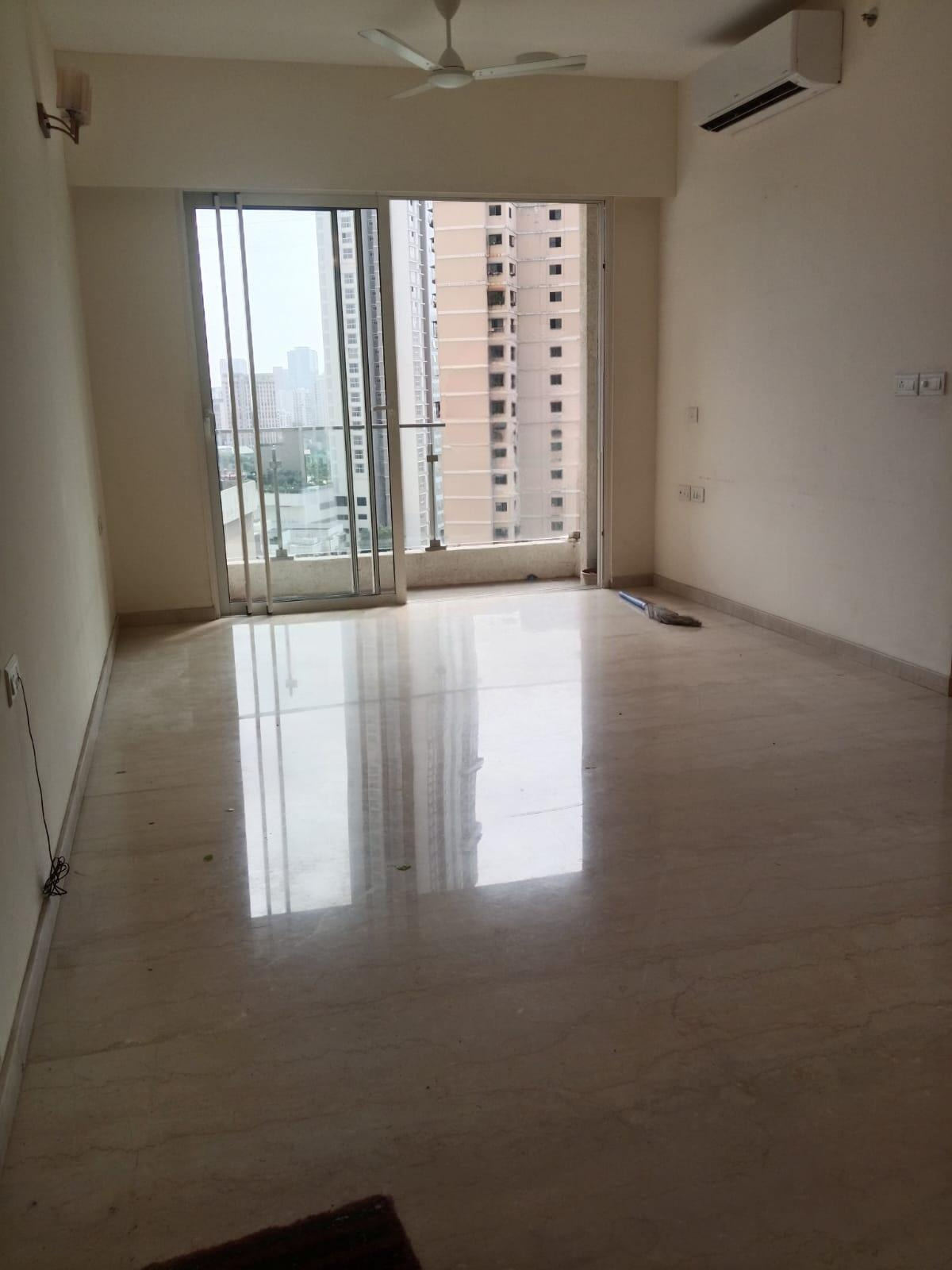 4 BHK + Pooja Room,Servant Room Apartment For Rent in Lodha Bellissimo