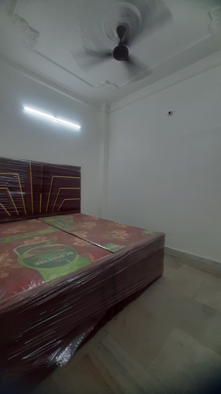 undefined, hari nagar 2 Bedroom 65 Sq.Yd. Builder Floor In Hari Nagar Delhi 8780872