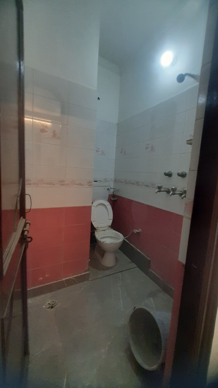 Kitchen, hari nagar 2 Bedroom 65 Sq.Yd. Builder Floor In Hari Nagar Delhi 8780872