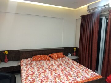 Bedroom in 3 BHK Apartment at Nyati Meadows, Wadgaon Sheri – for Rent