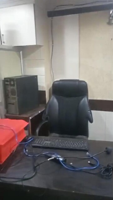  Office Space For Rent in Bbd Bagh