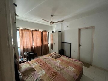 Bedroom in 2 BHK Apartment at Lalani Velentine Apartments II, Goregaon East – for Sale