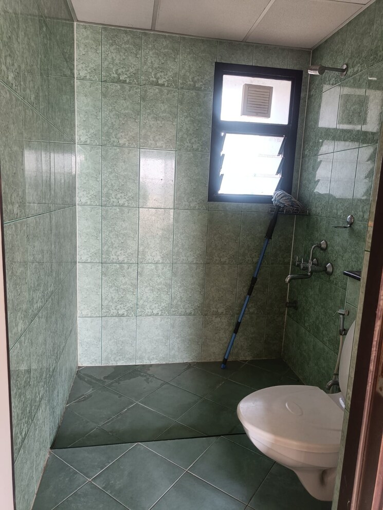 Bathroom, sobha-magnolia 3 Bedroom 1712 Sq.Ft. Apartment In Btm Layout Bangalore 8780987