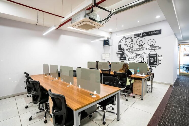 Team Area, vijay nagar Commercial Office Space 4000 Sq.Ft. In Vijay Nagar Indore 8780983