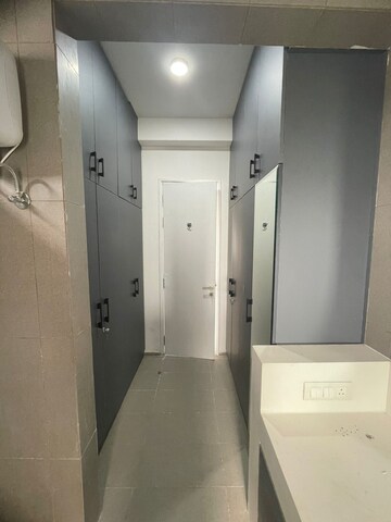 Building Lobby in 4 BHK Apartment at Ireo Skyon, Sector 60 – for Rent