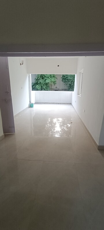 Room in 3.5 BHK Builder Floor at Kalkaji – for Rent