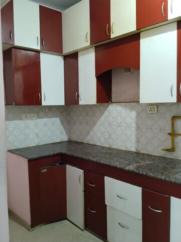 Kitchen in 2.5 BHK Apartment at Himalaya Pride, Tech Zone 4 Greater Noida – for Rent