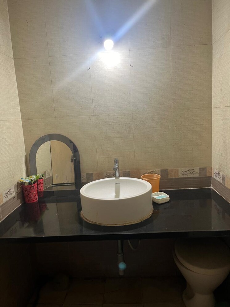 Bathroom, paradigm-pearl 2 Bedroom 1050 Sq.Ft. Apartment In Baner Pune 8781072
