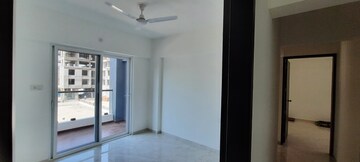 Room in 3 BHK Apartment at RR Lunkad 66 Avenue, Pimple Nilakh – for Rent