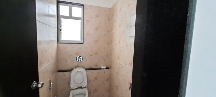 Bathroom, rr-lunkad-66-avenue 3 Bedroom 956 Sq.Ft. Apartment In Pimple Nilakh Pune 8781112