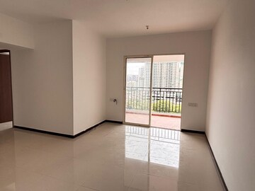 Room in 2 BHK Apartment at RR Lunkad 66 Avenue, Pimple Nilakh – for Rent