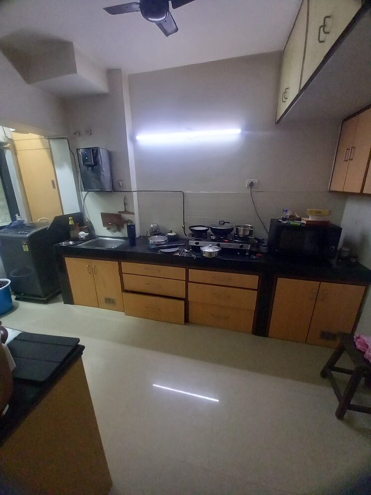 Team Area, lokhandwala-whispering-palms 2 Bedroom 930 Sq.Ft. Apartment In Kandivali East Mumbai 8781119