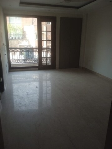 6 BHK Independent House For Rent in New Friends Colony