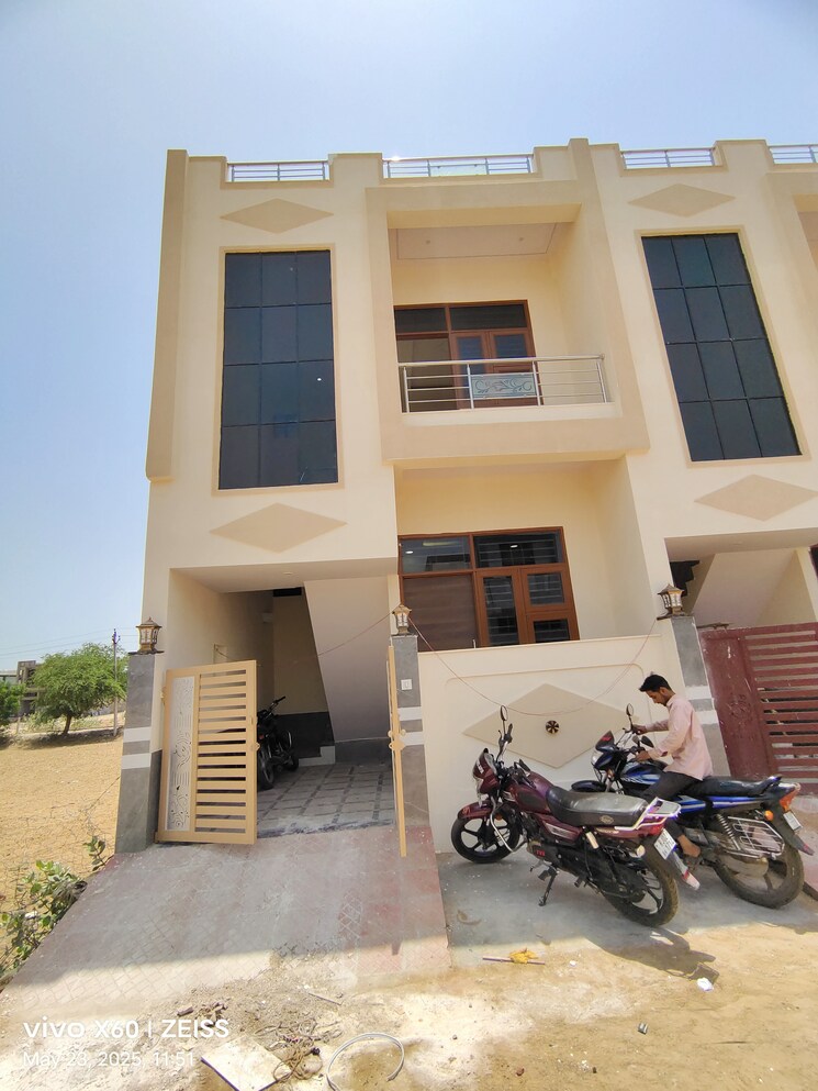 undefined, kalwar road 3 Bedroom 97 Sq.Yd. Villa In Kalwar Road Jaipur 8781170