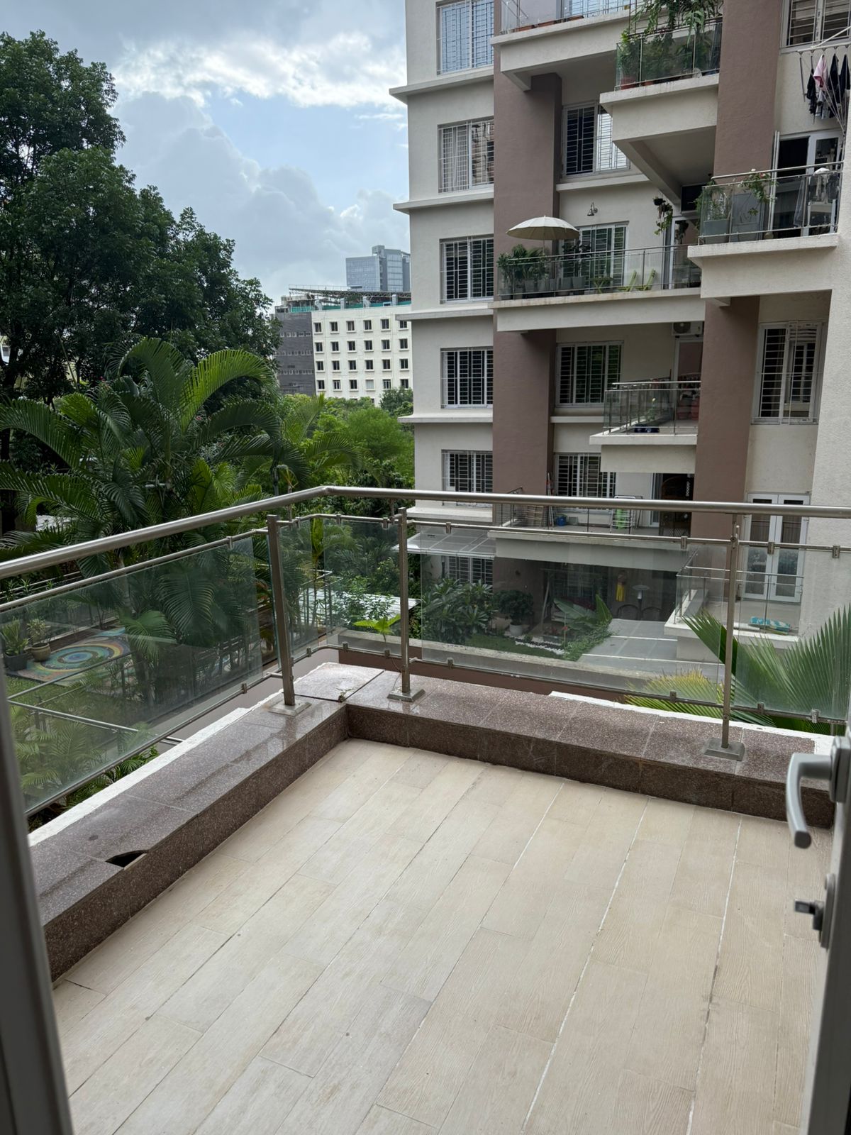 3 BHK + Pooja Room Apartment For Rent in Kumar Peninsula