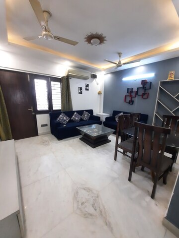 Master Bedroom in 2 BHK Builder Floor at Malviya Nagar – for Rent