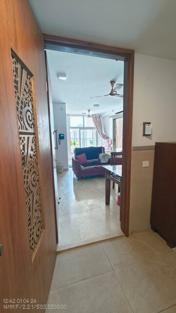 Living Room in 1 RK Apartment at Hiranandani Estate – for Rent