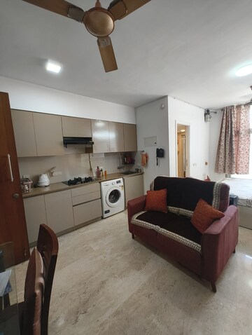 Living Room in 1 RK Apartment at Hiranandani Estate – for Rent