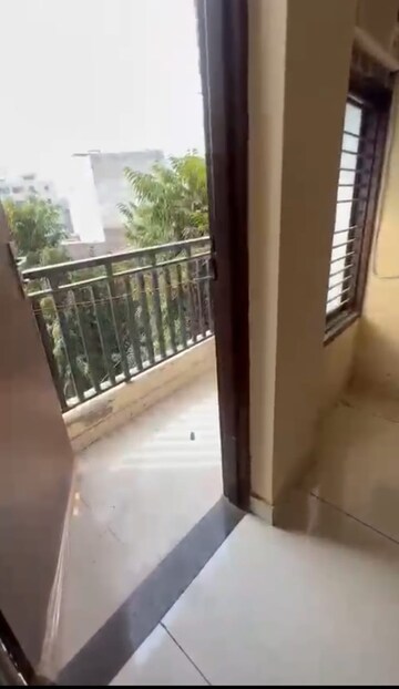 Balcony in 1 BHK Apartment at DLF City Phase III, Sector 24 – for Rent