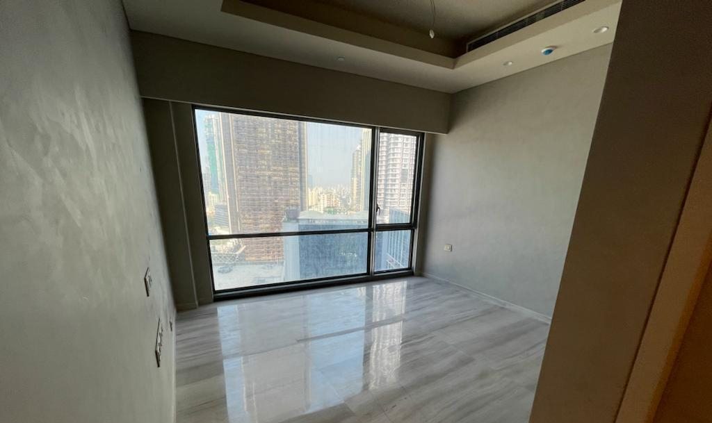 4 BHK + Servant Room Apartment For Rent in Lodha World View